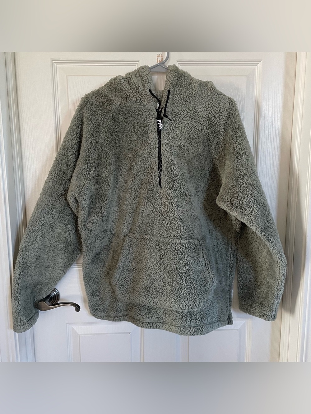 PINK VS Pullover Sherpa Hoodie in Olive Green with Kangaroo Pocket size M
